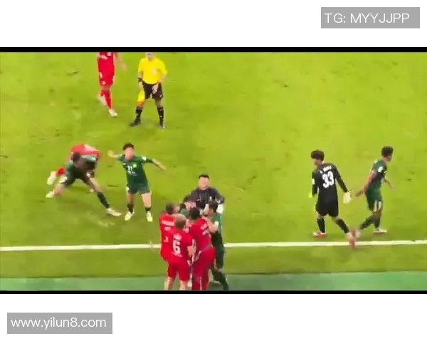 足球球星赛后激烈冲突引发争议赛场暴力再度成焦点