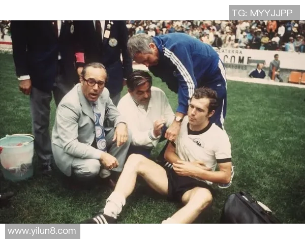 德国足球传奇球星回顾 从贝肯鲍尔到穆勒的辉煌历程